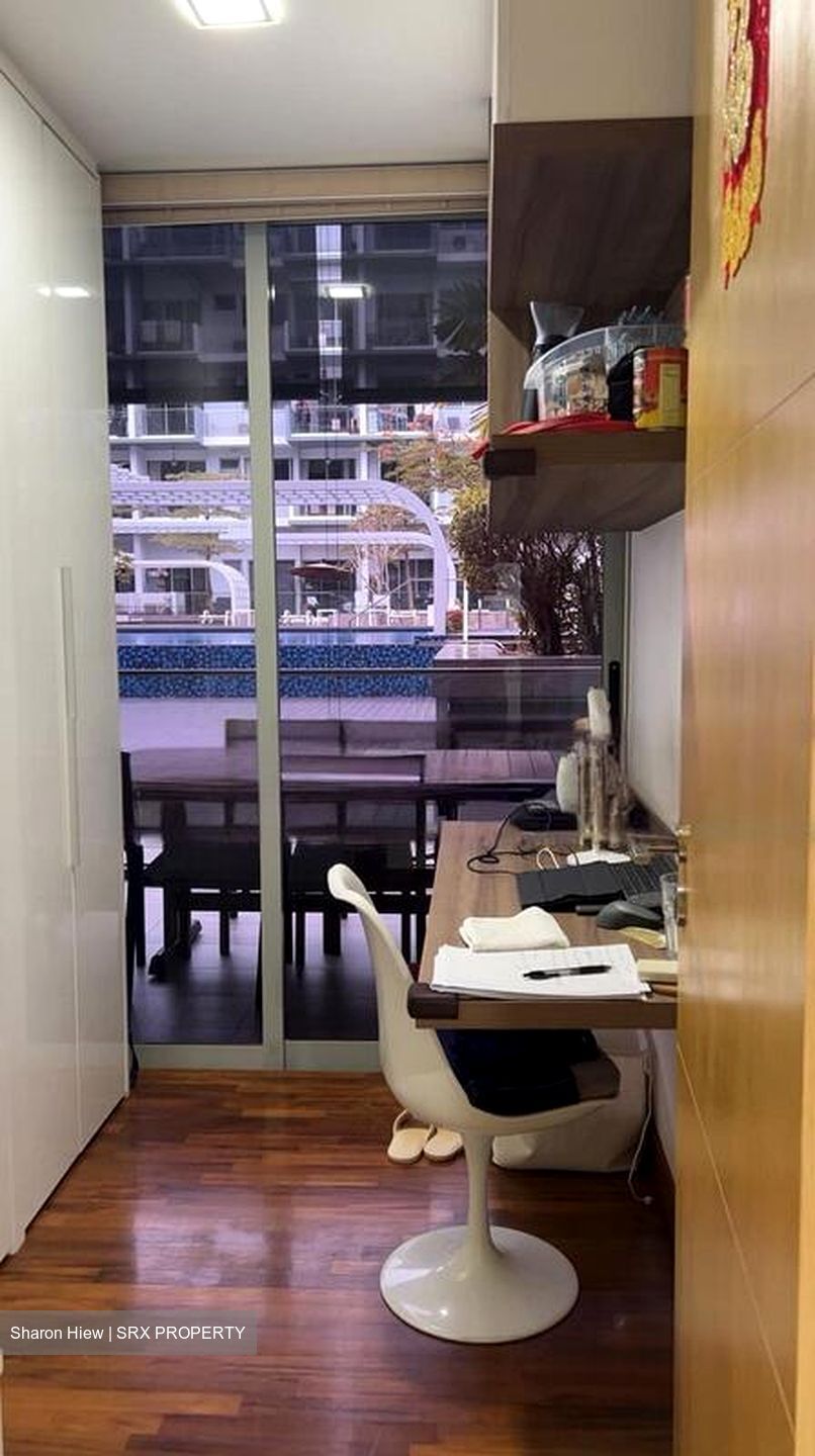 Casa Cambio (D19), Condominium #477008281